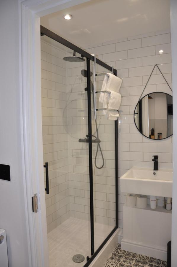 Luxury Studio- Mk Central- 5 Mins Drive To Train Station-Direct Trains To London, Birmingham Milton Keynes Exterior foto